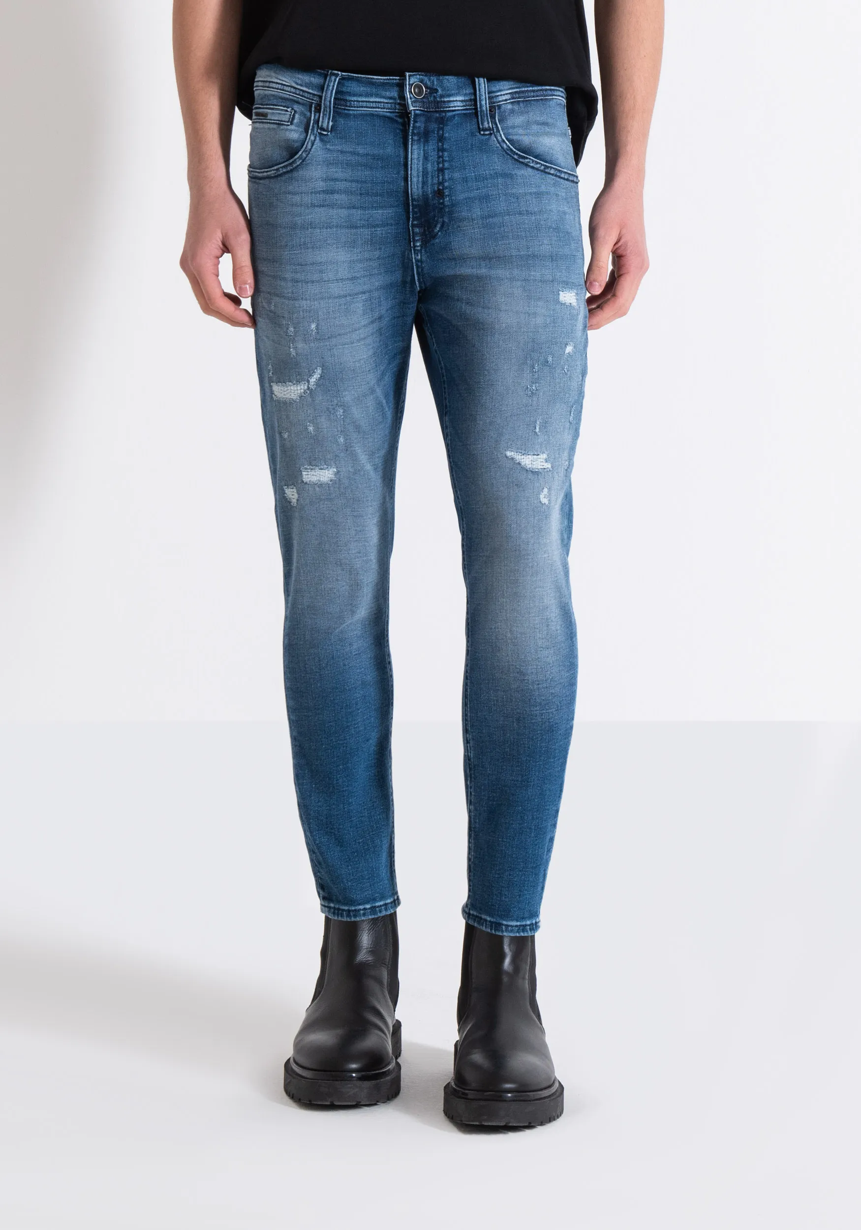VAQUEROS SKINNY FIT «KARL» CROPPED ELÁSTICOS AZULES CON LAVADO CLARO