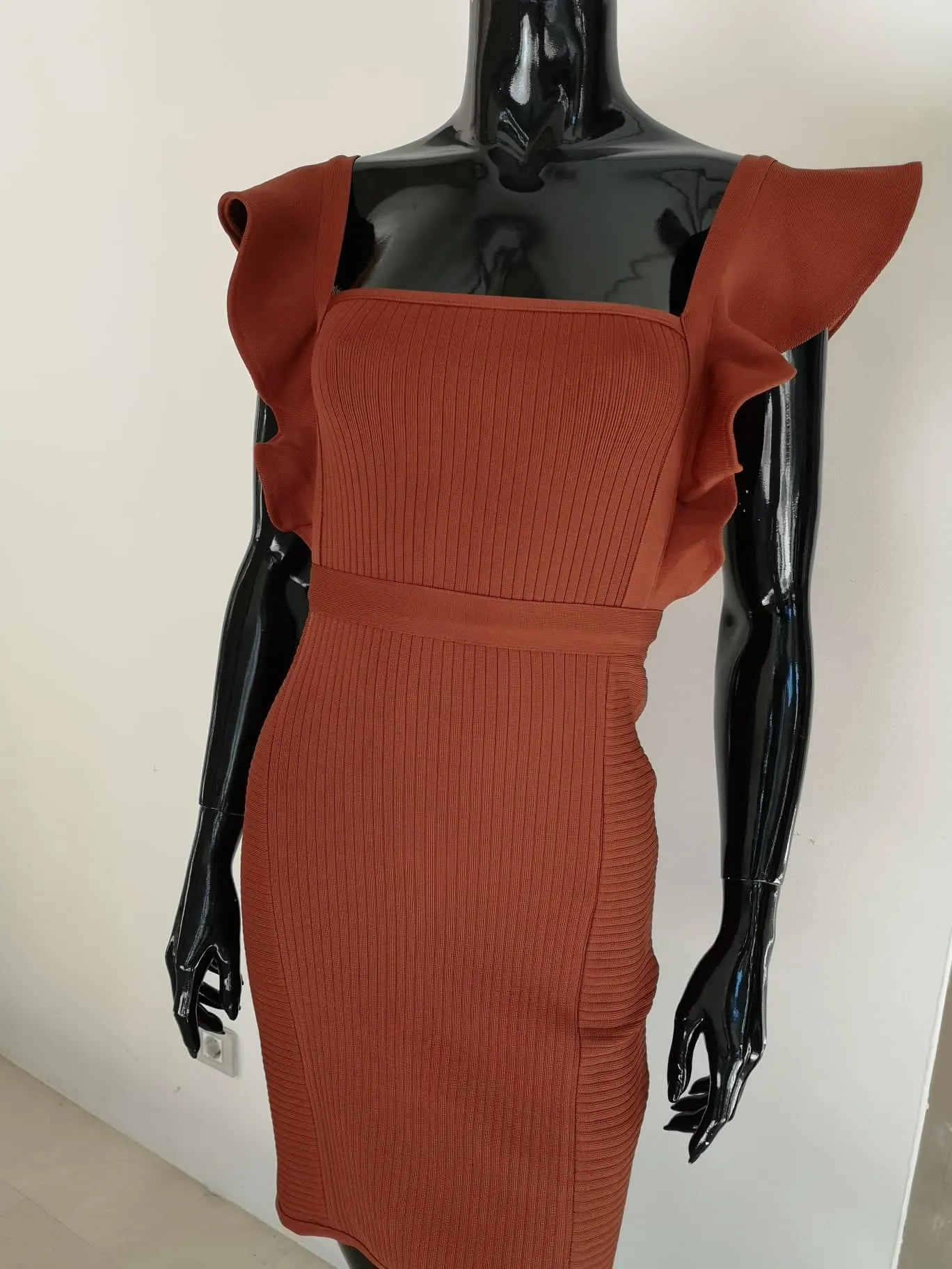 Vestido cortito y con escote