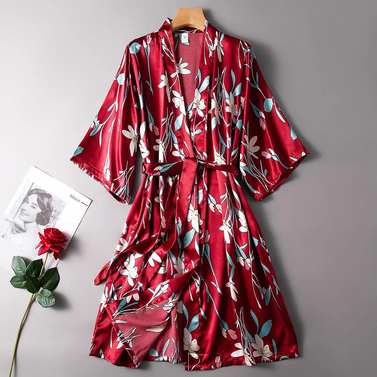 Women's Robe Silk Pajamas Women's Summer Bathrobe Pyjamas Autumn Bathing Suit Female Sleepwear Robes 2022 Clothes