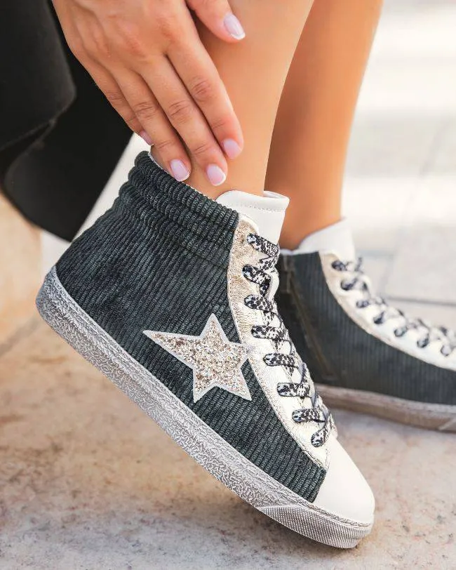 ZAPATILLAS ALTAS DE MUJER EN VERDE CON ESTRELLA  CASSIS