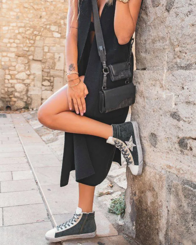 ZAPATILLAS ALTAS DE MUJER EN VERDE CON ESTRELLA  CASSIS